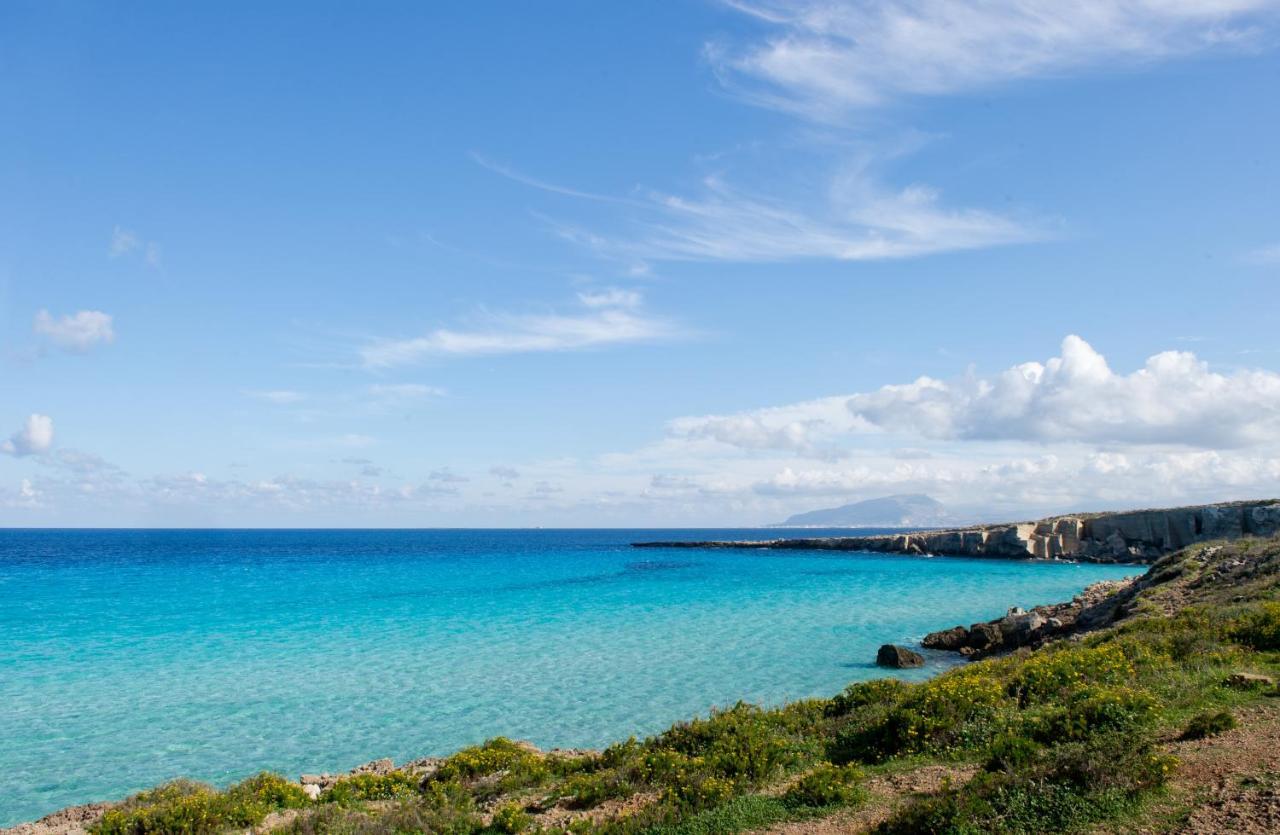 ファヴィニャーナ La Casa Dell'Arancio Bed & Breakfast エクステリア 写真