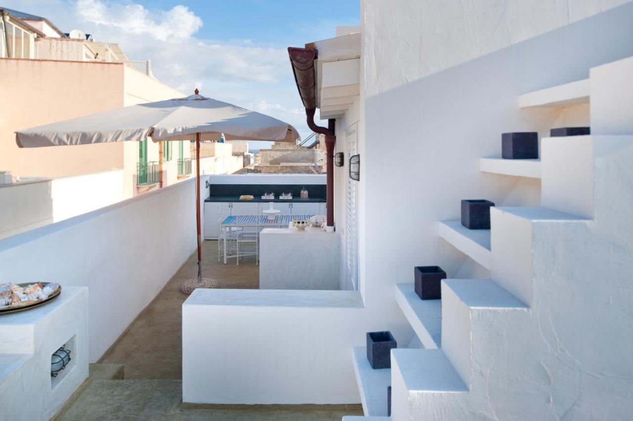 ファヴィニャーナ La Casa Dell'Arancio Bed & Breakfast エクステリア 写真